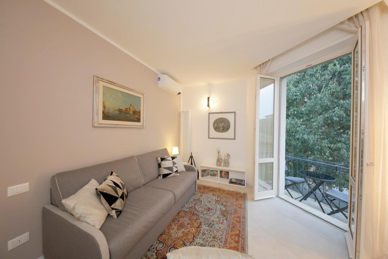 Siena Uptown - Sabrina'S Charming Apartment エクステリア 写真