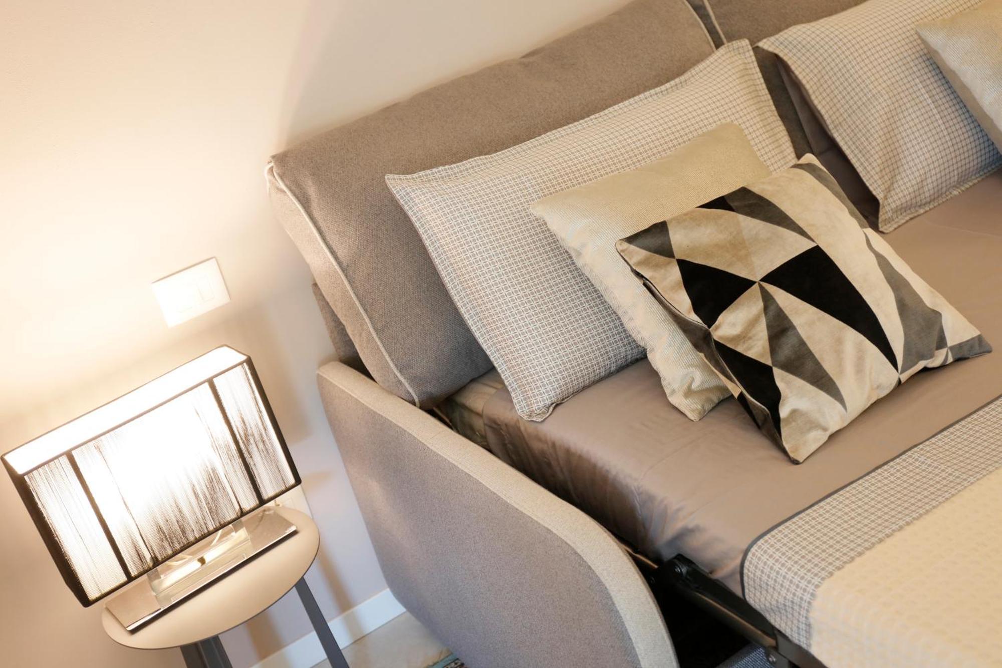 Siena Uptown - Sabrina'S Charming Apartment エクステリア 写真